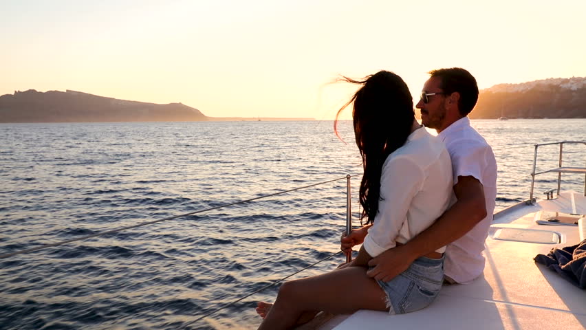 romantic-yacht